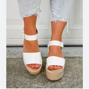 White Wedges